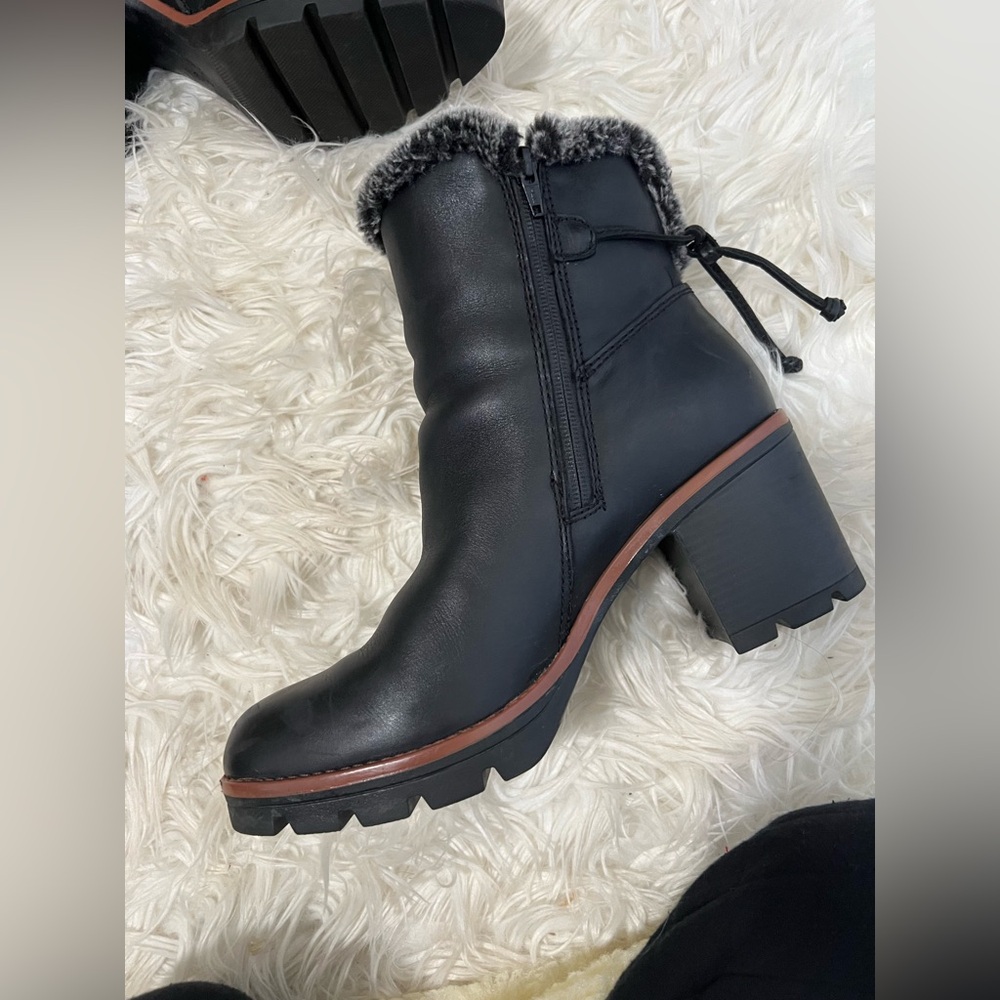 Naturalizer Valene boots in Black Size 11